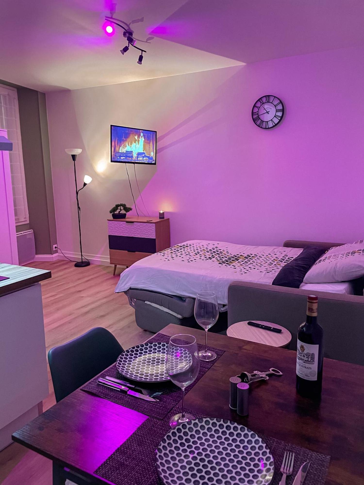 Escapade Ardechoise - Parking Gratuit - Chateau A 2 Pas Aubenas Zewnętrze zdjęcie