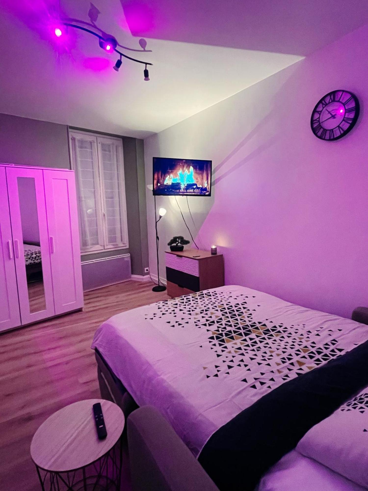 Escapade Ardechoise - Parking Gratuit - Chateau A 2 Pas Aubenas Zewnętrze zdjęcie